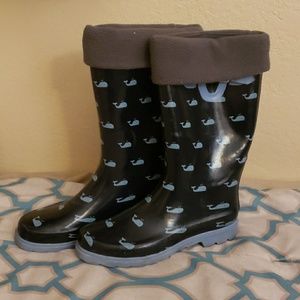 Whale rain boots!